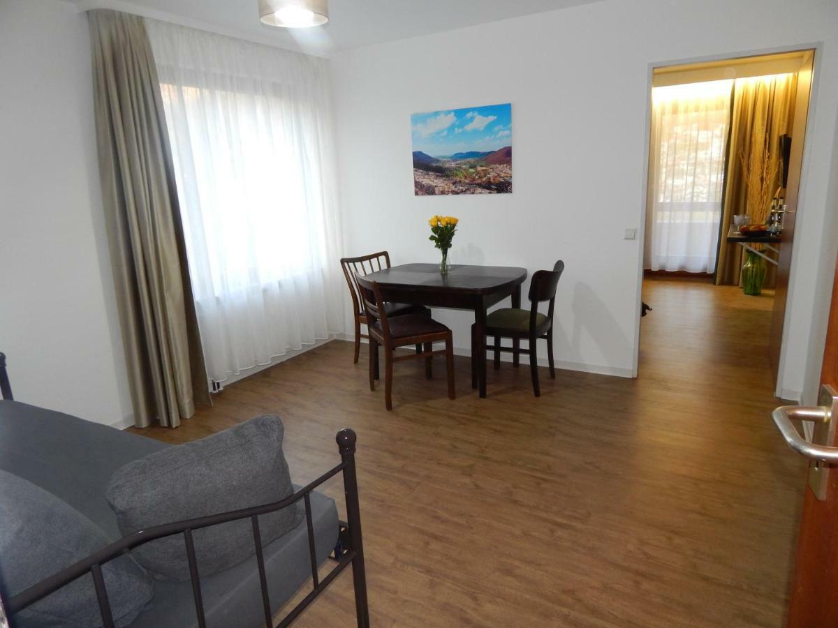 Free Apartment - Bei Den Thermen Bad Urach Exterior photo